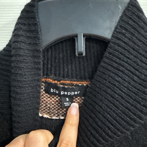 Colorblock Long Sleeve Sweater Dress - Picture 7 of 7